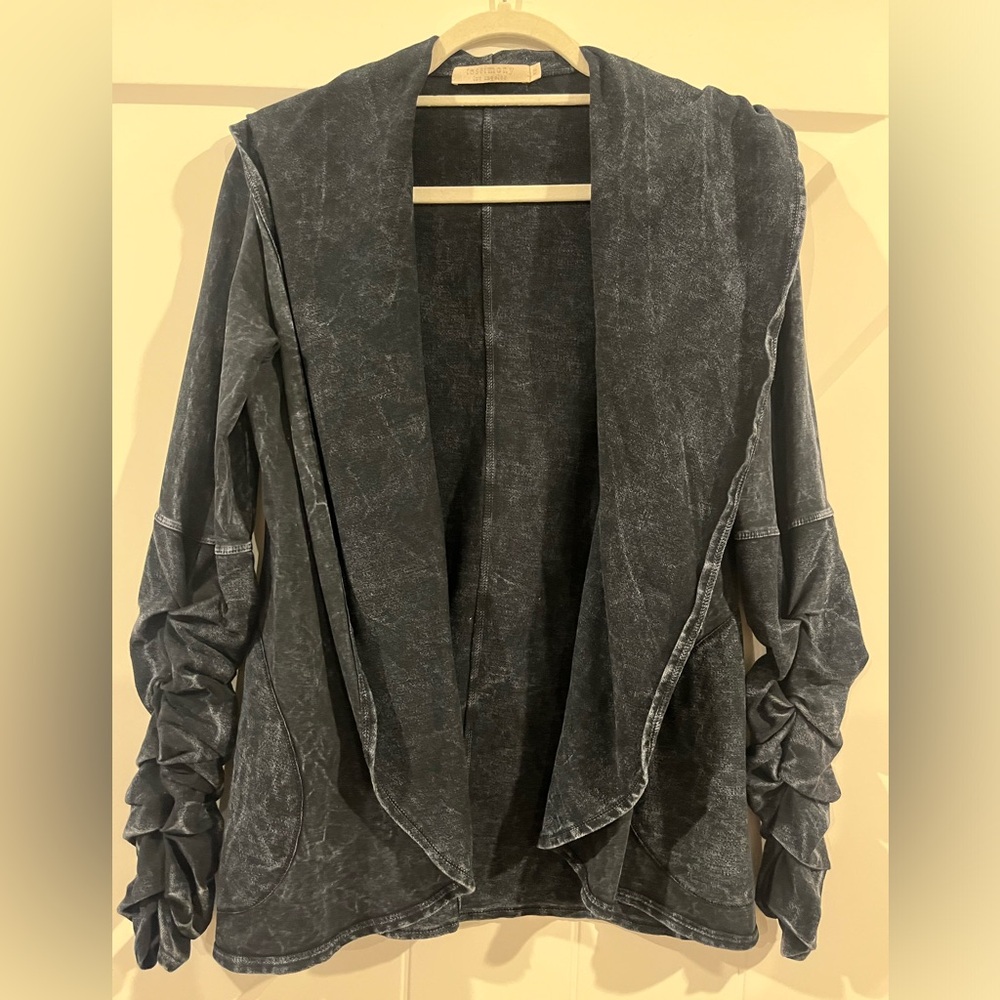 Testimony Los Angeles Victorian Jacket with Cinched Sleeves Black Acid Wash XS